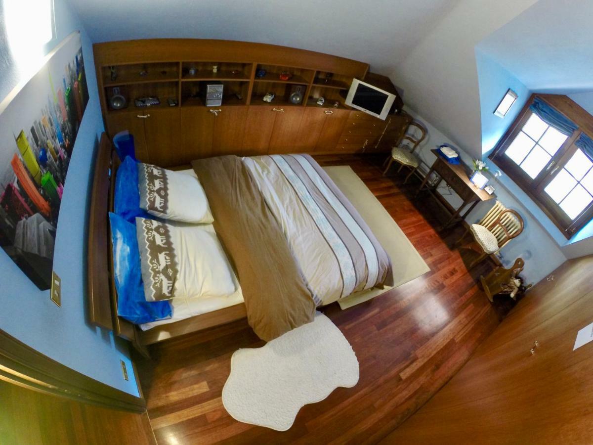 Bed & Breakfast Chez Berry Aosta Bagian luar foto