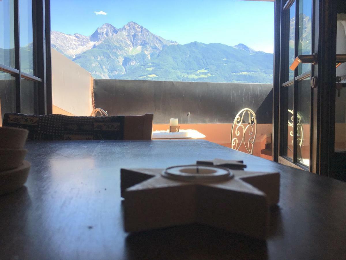 Bed & Breakfast Chez Berry Aosta Bagian luar foto